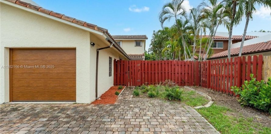 Touwnhouse à Fort Lauderdale, Floride 2 chambres, 124.95 m2 № 1576828