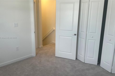 Townhouse in Homestead, Florida 3 bedrooms, 134.06 sq.m. № 1852213 - photo 15