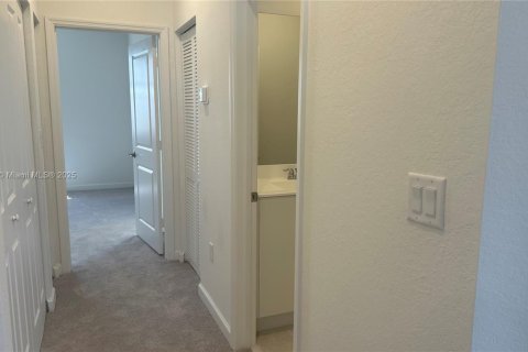 Townhouse in Homestead, Florida 3 bedrooms, 134.06 sq.m. № 1852213 - photo 19