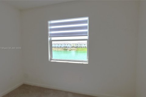 Townhouse in Homestead, Florida 3 bedrooms, 134.06 sq.m. № 1852213 - photo 24