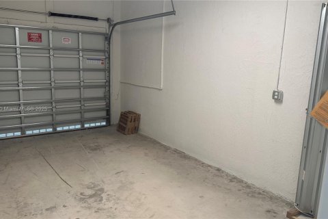 Townhouse in Homestead, Florida 3 bedrooms, 134.06 sq.m. № 1852213 - photo 28