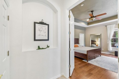 House in Tampa, Florida 4 bedrooms, 258.08 sq.m. № 2157344 - photo 29