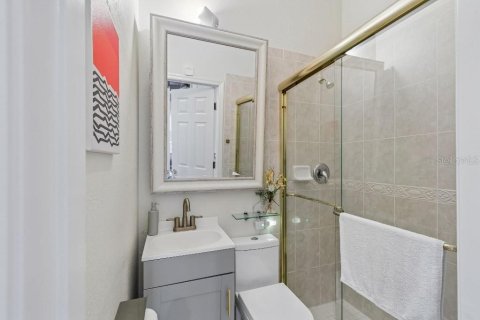 House in Tampa, Florida 4 bedrooms, 258.08 sq.m. № 2157344 - photo 28