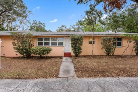 House in Saint Petersburg, Florida 4 bedrooms, 130.53 sq.m. № 1566160 - photo 29