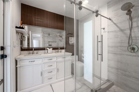 House in Fort Lauderdale, Florida 4 bedrooms, 175.86 sq.m. № 2086905 - photo 19
