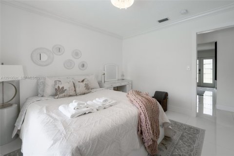 House in Fort Lauderdale, Florida 4 bedrooms, 175.86 sq.m. № 2086905 - photo 21