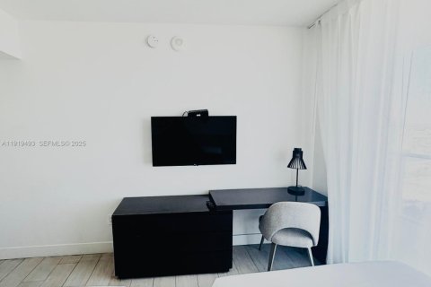 Copropriété à vendre à Hollywood, Floride: 3 chambres, 104.89 m2 № 1986831 - photo 14