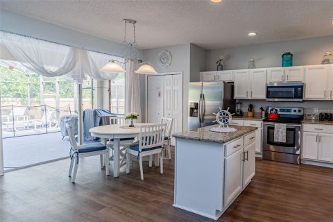 Villa ou maison à louer à Kissimmee, Floride: 7 chambres, 263.29 m2 № 1558852 - photo 2