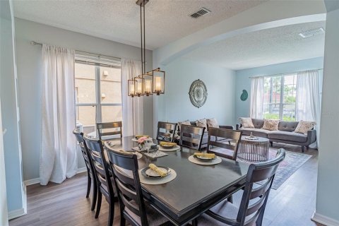 Villa ou maison à louer à Kissimmee, Floride: 7 chambres, 263.29 m2 № 1558852 - photo 17