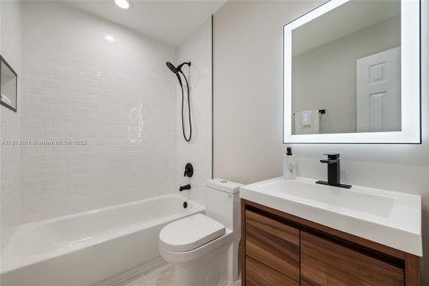 Villa ou maison à vendre à Miami Gardens, Floride: 3 chambres, 112.6 m2 № 1968977 - photo 21