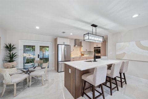 Villa ou maison à vendre à Miami Gardens, Floride: 3 chambres, 112.6 m2 № 1968977 - photo 6