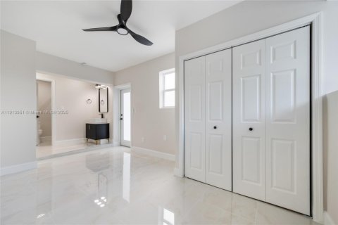 Villa ou maison à vendre à Miami Gardens, Floride: 3 chambres, 112.6 m2 № 1968977 - photo 17