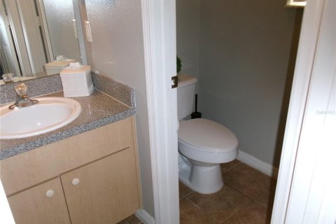 Touwnhouse à vendre à Kissimmee, Floride: 3 chambres, 136.38 m2 № 2105874 - photo 13