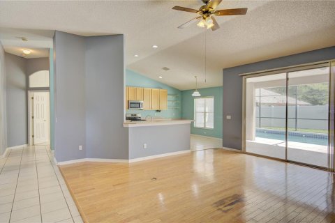 House in Oviedo, Florida 5 bedrooms, 273.97 sq.m. № 2285553 - photo 15