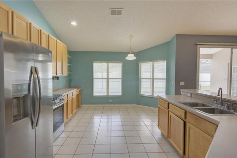 House in Oviedo, Florida 5 bedrooms, 273.97 sq.m. № 2285553 - photo 9