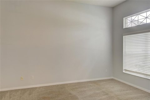 House in Oviedo, Florida 5 bedrooms, 273.97 sq.m. № 2285553 - photo 5