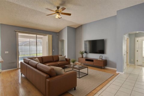 House in Oviedo, Florida 5 bedrooms, 273.97 sq.m. № 2285553 - photo 16