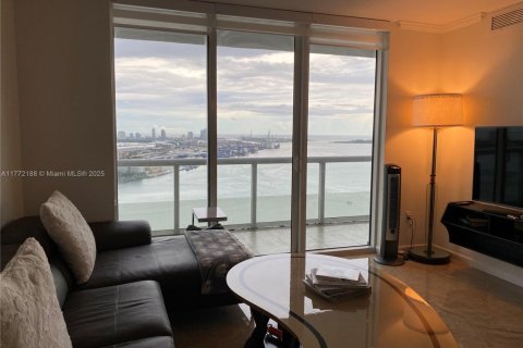 Condo in Miami, Florida, 2 bedrooms  № 1593629 - photo 12