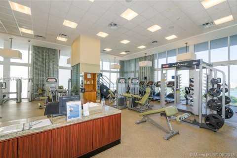 Condo in Miami, Florida, 2 bedrooms  № 1593629 - photo 29