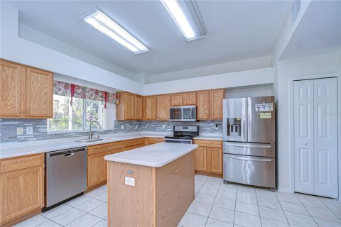 House in Tampa, Florida 4 bedrooms, 304.16 sq.m. № 1718669 - photo 19