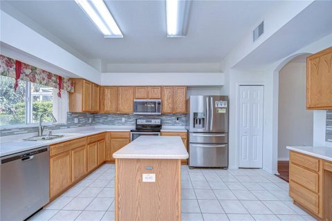 House in Tampa, Florida 4 bedrooms, 304.16 sq.m. № 1718669 - photo 20