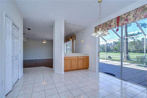 House in Tampa, Florida 4 bedrooms, 304.16 sq.m. № 1718669 - photo 29