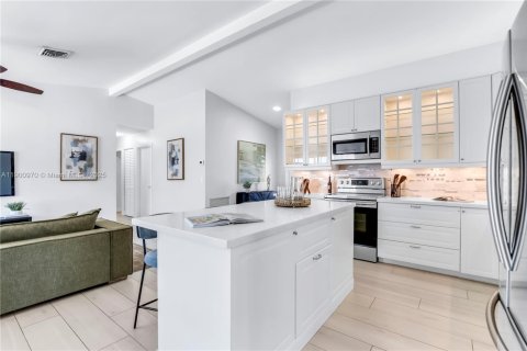 Casa en venta en Sunrise, Florida, 3 dormitorios, 149.02 m2 № 1973954 - foto 6