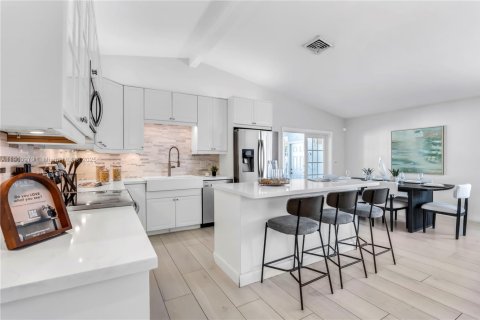 Casa en venta en Sunrise, Florida, 3 dormitorios, 149.02 m2 № 1973954 - foto 5