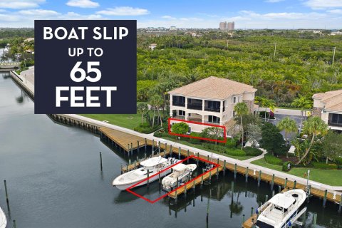 Condo in North Palm Beach, Florida, 3 bedrooms  № 2272165