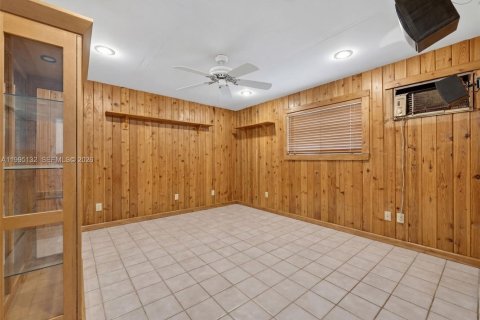 Купить виллу или дом в Майами, Флорида 4 спальни, 170.57м2, № 2064010 - фото 12