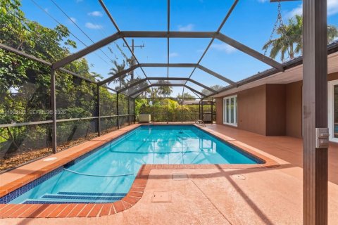 Купить виллу или дом в Майами, Флорида 4 спальни, 170.57м2, № 2064010 - фото 15