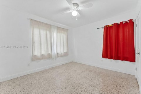 Купить виллу или дом в Майами, Флорида 4 спальни, 170.57м2, № 2064010 - фото 24