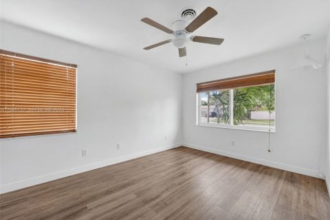 Купить виллу или дом в Майами, Флорида 4 спальни, 170.57м2, № 2064010 - фото 22