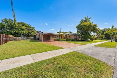 Купить виллу или дом в Майами, Флорида 4 спальни, 170.57м2, № 2064010 - фото 3