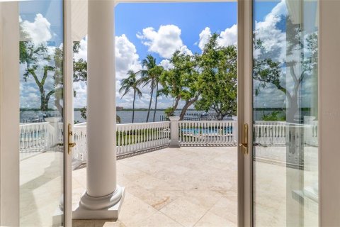 House in Sarasota, Florida 4 bedrooms, 532.05 sq.m. № 1856314 - photo 13