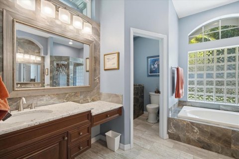 Villa ou maison à vendre à Lutz, Floride: 4 chambres, 304.25 m2 № 2151550 - photo 28
