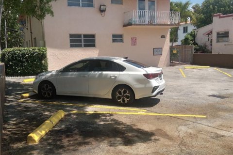 Propiedad comercial en venta en Miami, Florida № 1928388 - foto 15