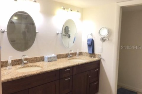 Copropriété à louer à Punta Gorda, Floride: 2 chambres, 140.84 m2 № 1308086 - photo 17