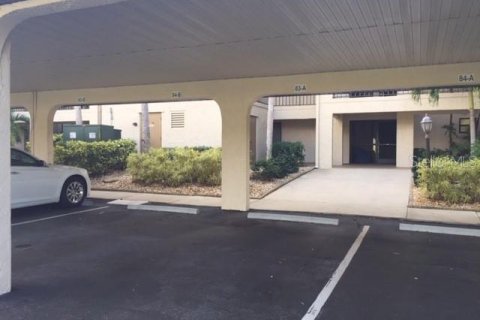 Copropriété à louer à Punta Gorda, Floride: 2 chambres, 140.84 m2 № 1308086 - photo 4