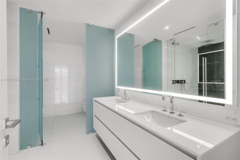 Copropriété à louer à Miami, Floride: 3 chambres № 1861536 - photo 15