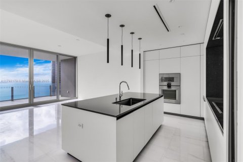 Copropriété à louer à Miami, Floride: 3 chambres № 1861536 - photo 11