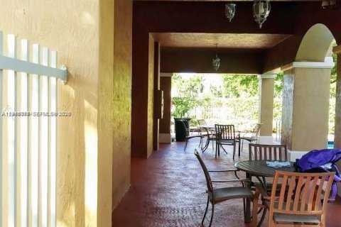 Купить кондоминиум в Дорал, Флорида 2 спальни, 91.04м2, № 2001810 - фото 29