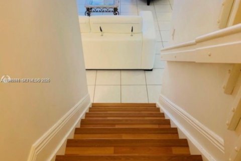 Купить кондоминиум в Дорал, Флорида 2 спальни, 91.04м2, № 2001810 - фото 4