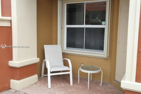 Купить кондоминиум в Дорал, Флорида 2 спальни, 91.04м2, № 2001810 - фото 9