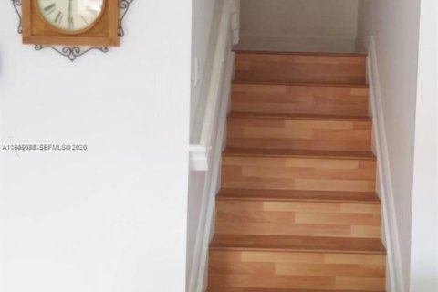 Купить кондоминиум в Дорал, Флорида 2 спальни, 91.04м2, № 2001810 - фото 20