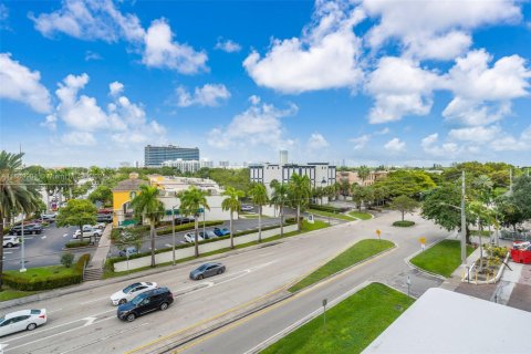 Снять в аренду кондоминиум в Норт-Майами, Флорида 1 спальня, 68.75м2, № 1895403 - фото 23