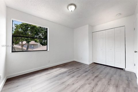 Touwnhouse à louer à Lauderhill, Floride: 2 chambres, 87.7 m2 № 2001519 - photo 25