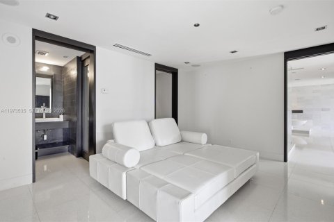 Condominio en venta en Miami Beach, Florida, 4 dormitorios, 349.13 m2 № 2079327 - foto 13