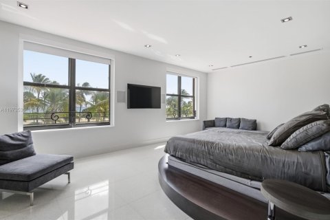 Condominio en venta en Miami Beach, Florida, 4 dormitorios, 349.13 m2 № 2079327 - foto 16