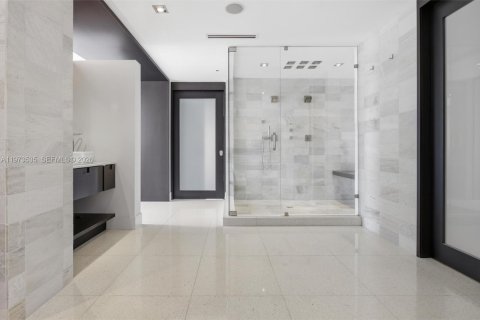 Condominio en venta en Miami Beach, Florida, 4 dormitorios, 349.13 m2 № 2079327 - foto 22